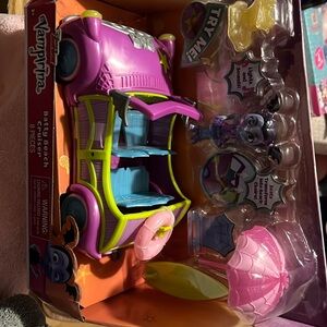 VAMPIRINA BATTY BEACH CRUISER